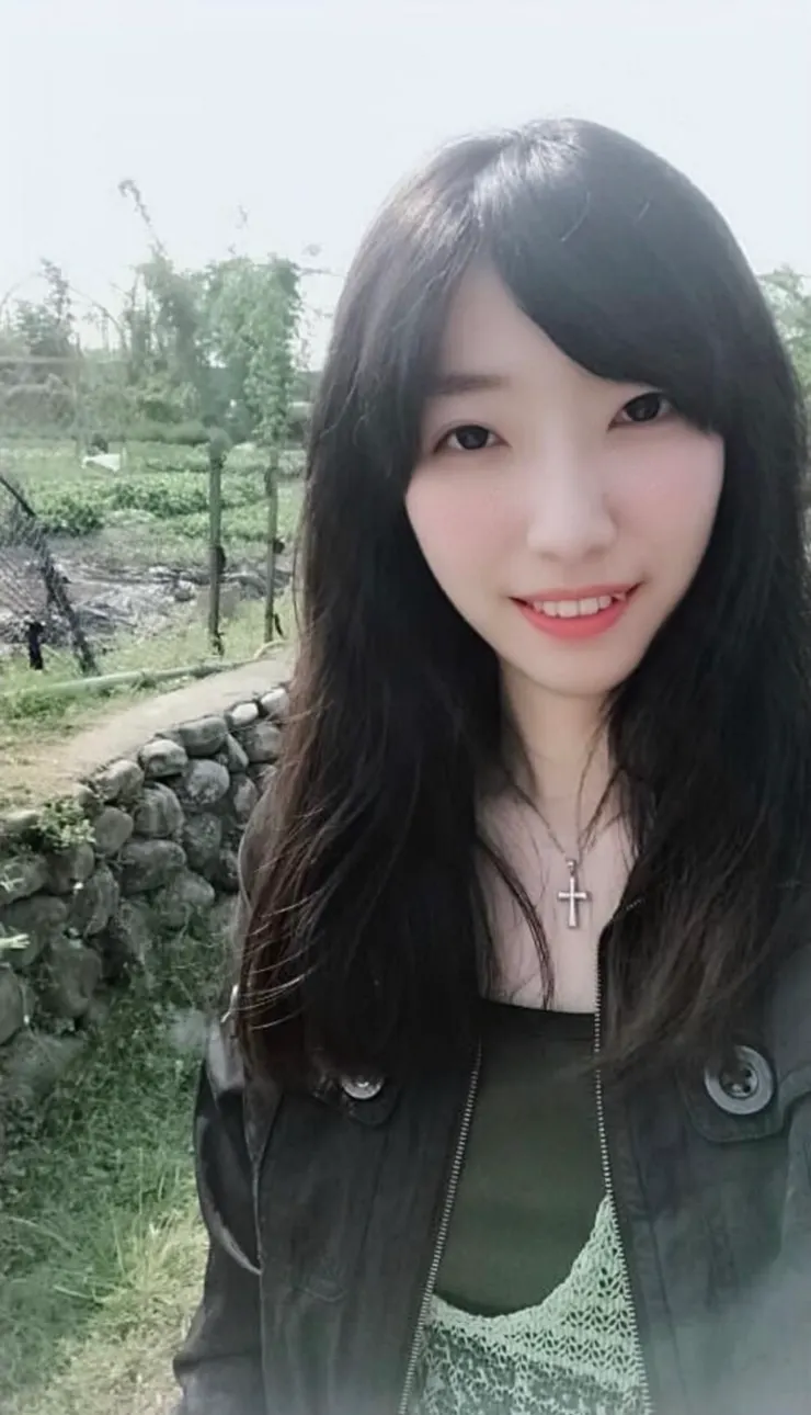 大昌證券股份有限公司桃園分
公司
營業員:蔡若昀
公司電話:03-3263689分機
866
手機:0917789752
Line ID : ggoodd99
公司地址:桃園市經國路 128
號2樓108年金管證分字第
0101號
委任期貨商:大昌期貨股份有限公司