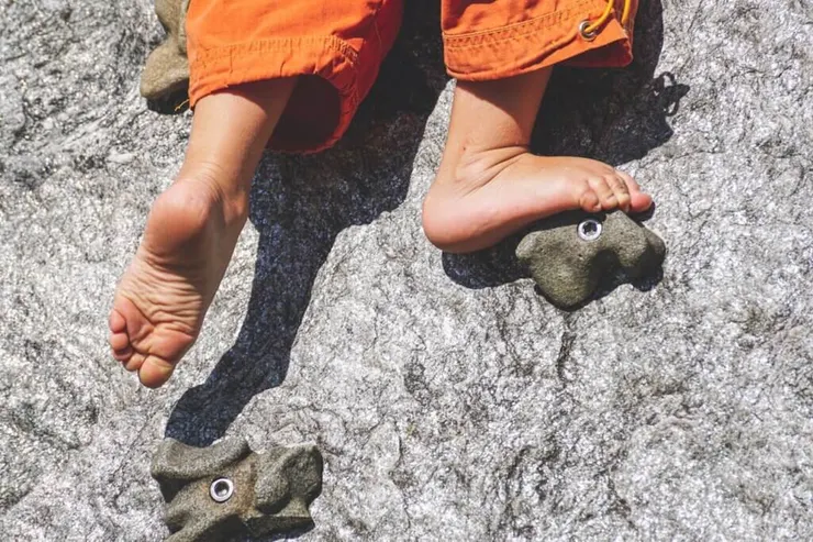 面對困難，與其單純視為阻礙，不如當作讓自己進步的挑戰。