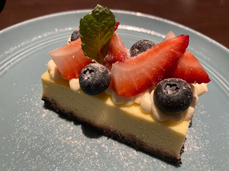 套餐甜點之一，香濃起司蛋糕