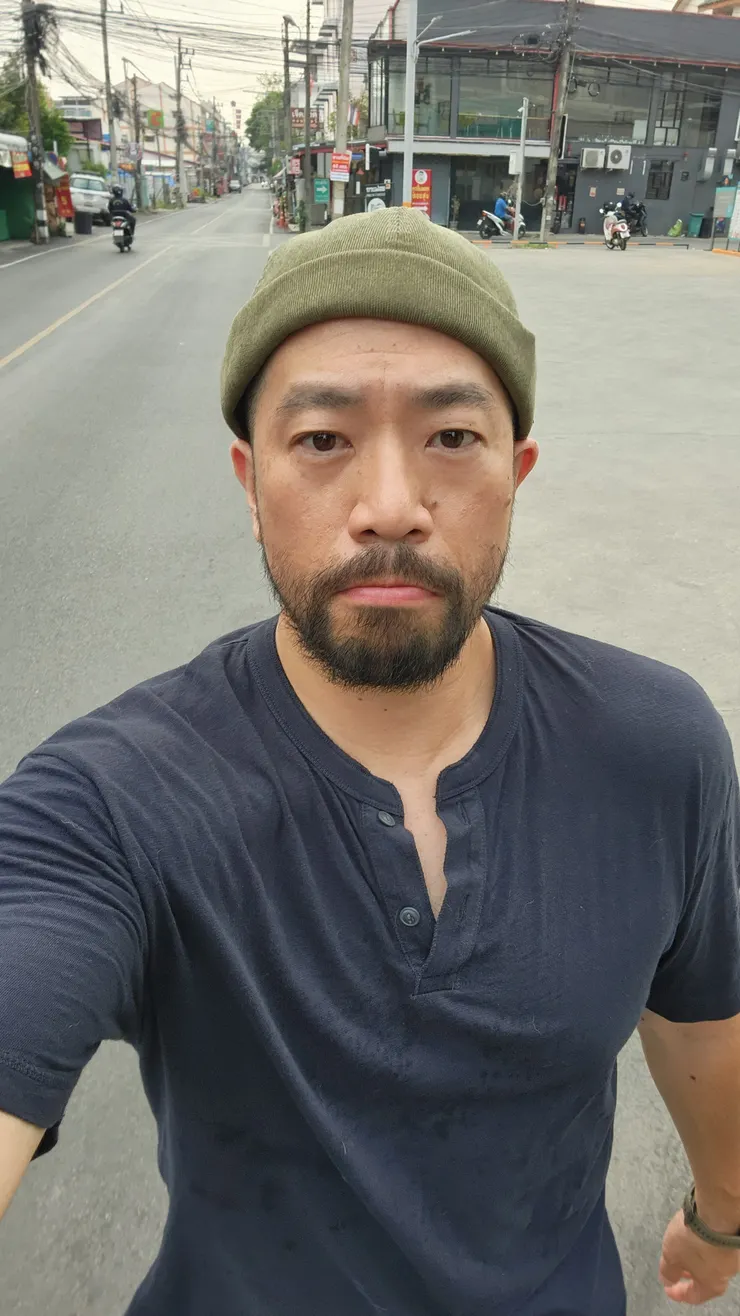 早上六點多的清邁,人真的少