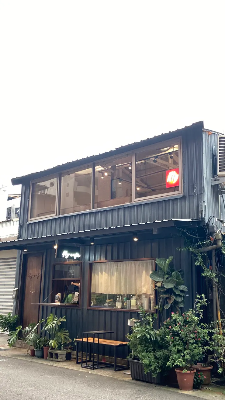 fly cafe｜店家外觀