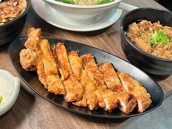 ＋（台北車站拉麵）奧特拉麵／日本錦拉麵～日本東北直營拉麵專賣