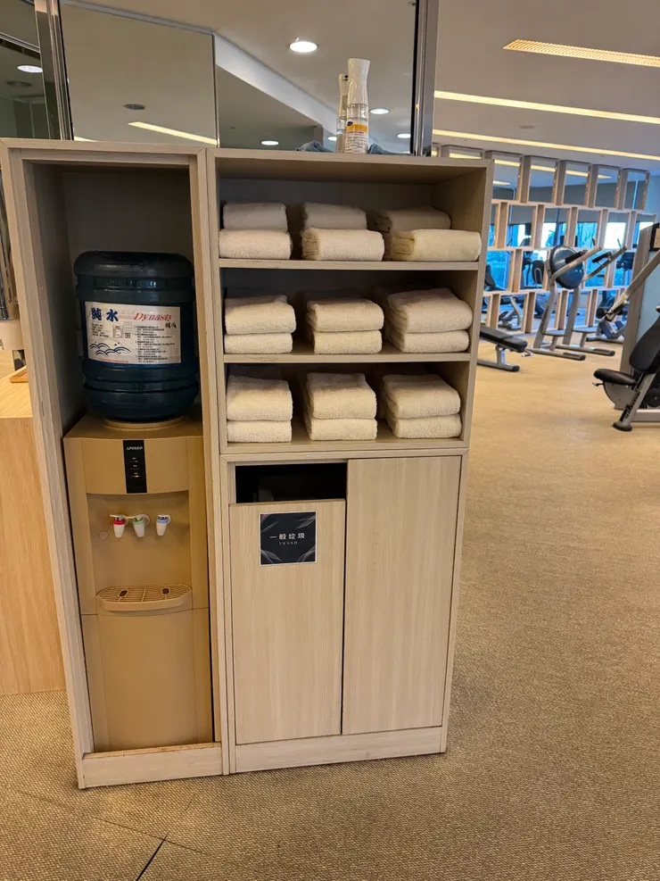 飲用水毛巾都有！能及時補充水分