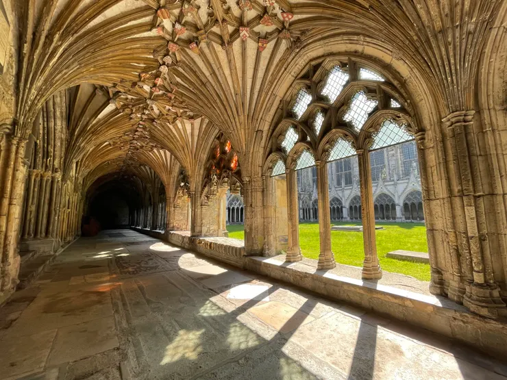 寧謐安穩的教堂一隅