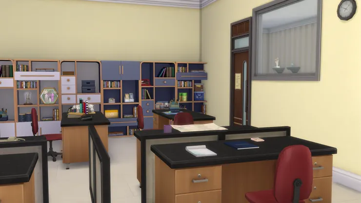 我不知道電腦對老師來說作用有多大,但應付不起每個老師都有。