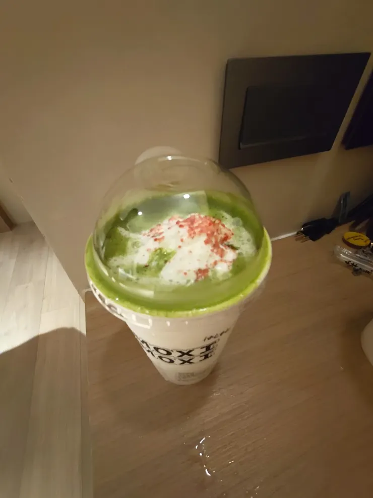 美美蜜桃抹茶拿鐵