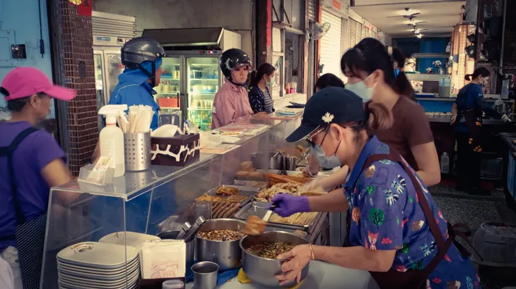 高記早點(捷運站高雄西鳳南站1號出口對面)