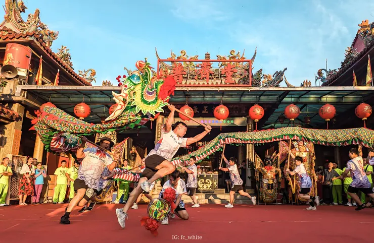 三層新勝社-飛龍團 