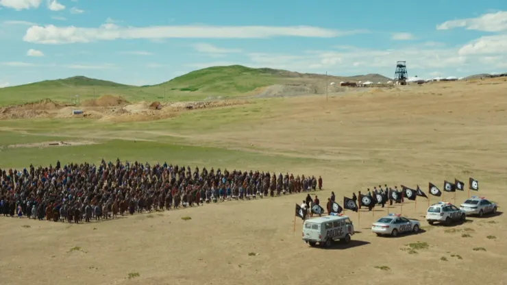 帶著敬畏與感激,眾人送走了造福這片草原許多的別乞爸爸