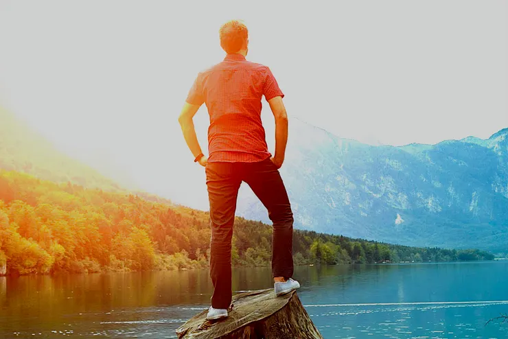 靜立郊野，記憶甦醒