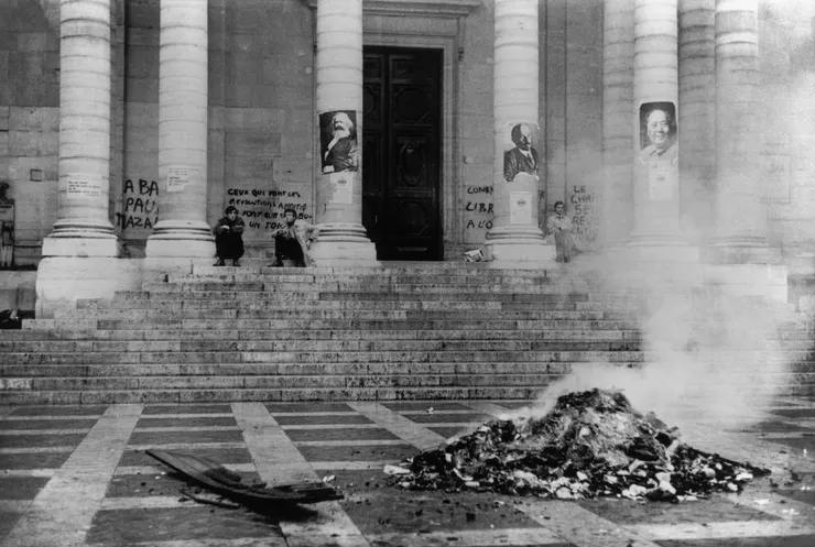 索邦大學是法國學術界中最具支配力量的機構，其在五月風暴中也成為了被鬥爭的對象。圖／Facebook