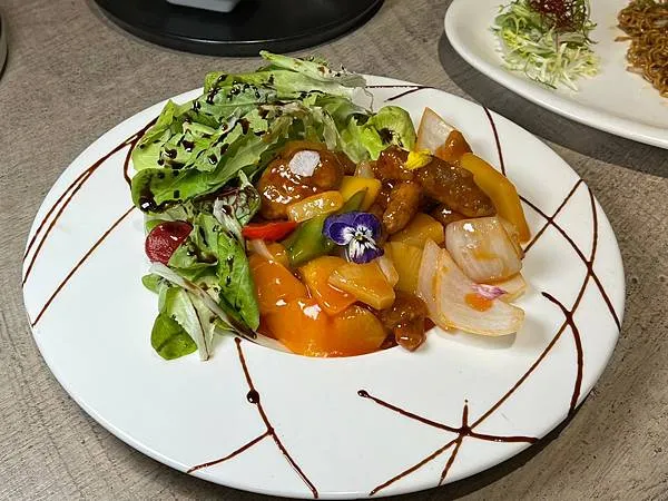 (中壢美食)港soul港式料理餐廳~XO醬豬扒公仔麵、叉燒酥