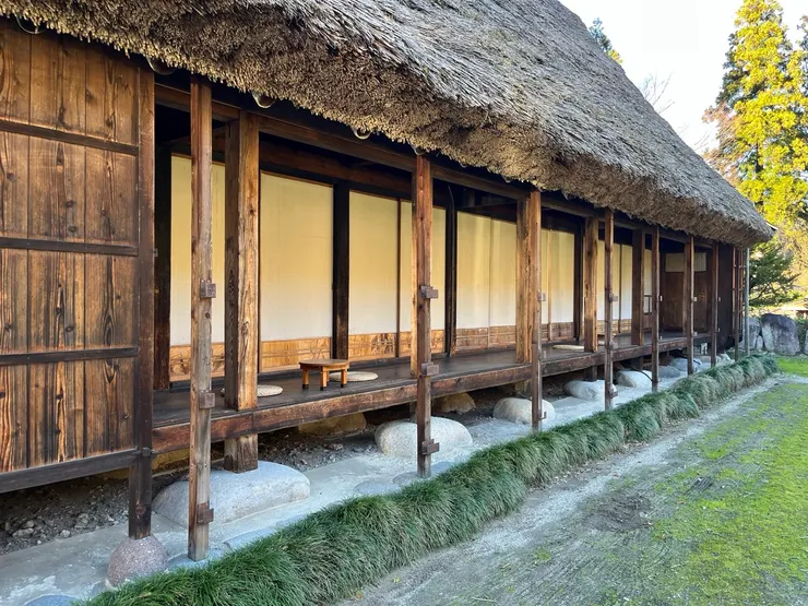 看起來很舒適的緣廊，之前還有放最愛拍攝的資料看板，現在已經撤掉了