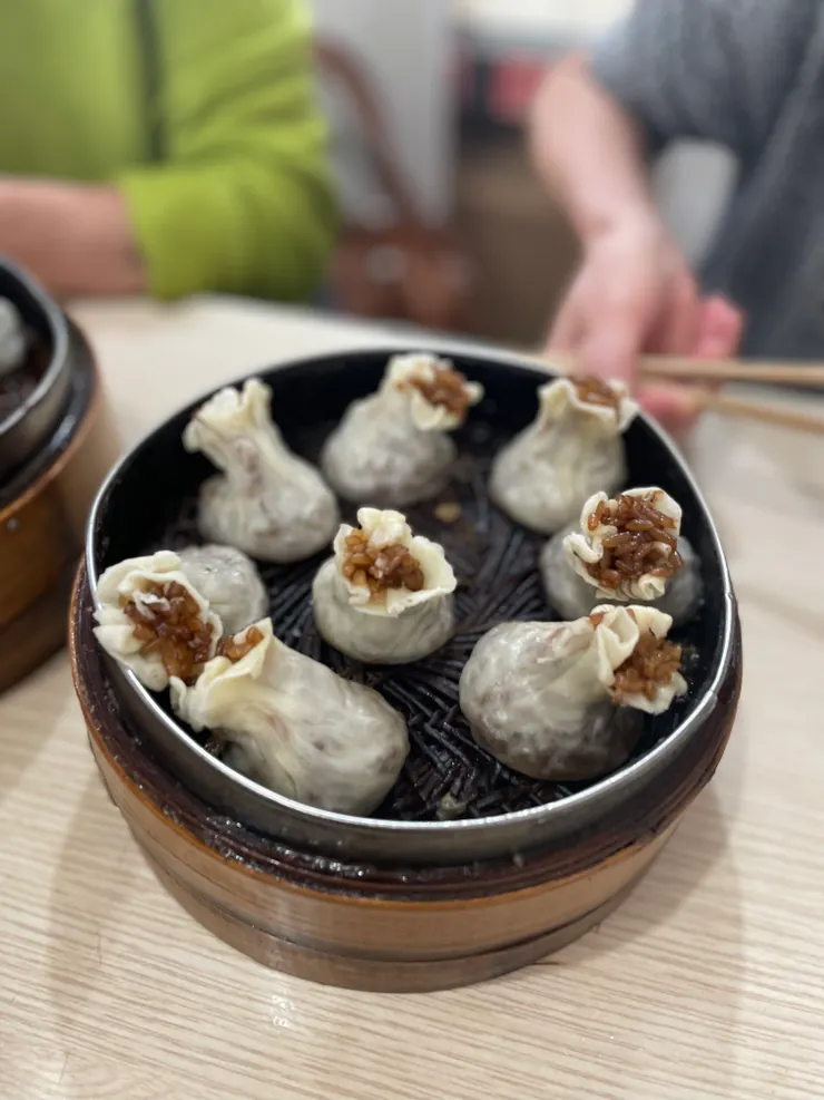 小燒賣，醬油糯米餡的