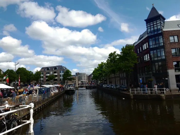 搭船一遊應該很棒