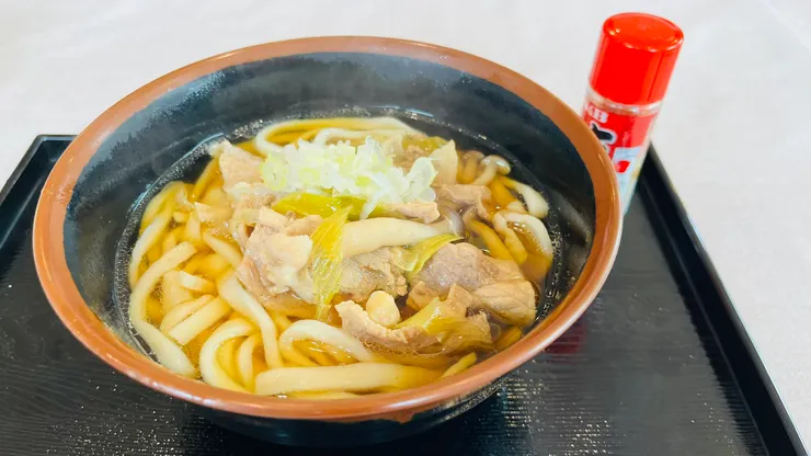 熱騰騰的湯喝下去很舒服。