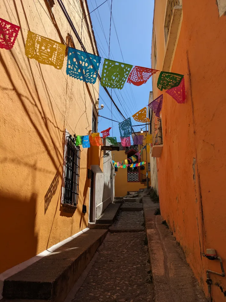 外面的山城巷弄