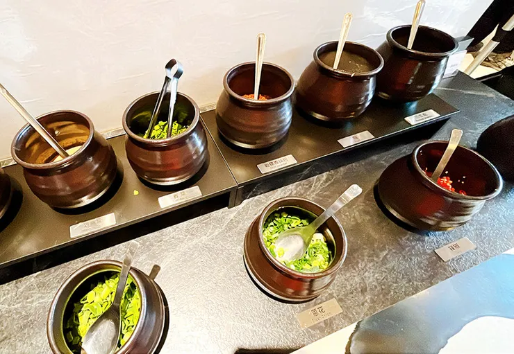 桃園青埔美食【怎麻辣頂級鴛鴦火鍋】麻辣鍋推薦