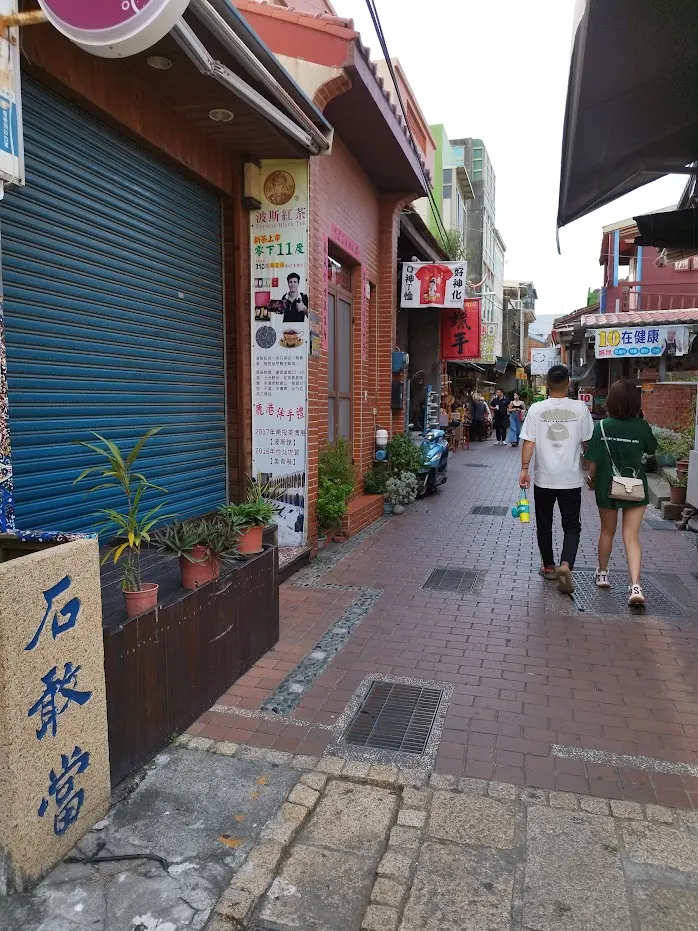 文昌穴的老師巷 有一個新的石敢當  河童拍攝/2023年