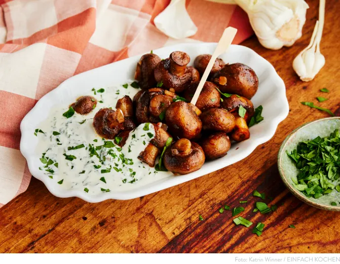 圖片出處：https://www.einfachkochen.de/rezepte/weihnachtsmarkt-champignons