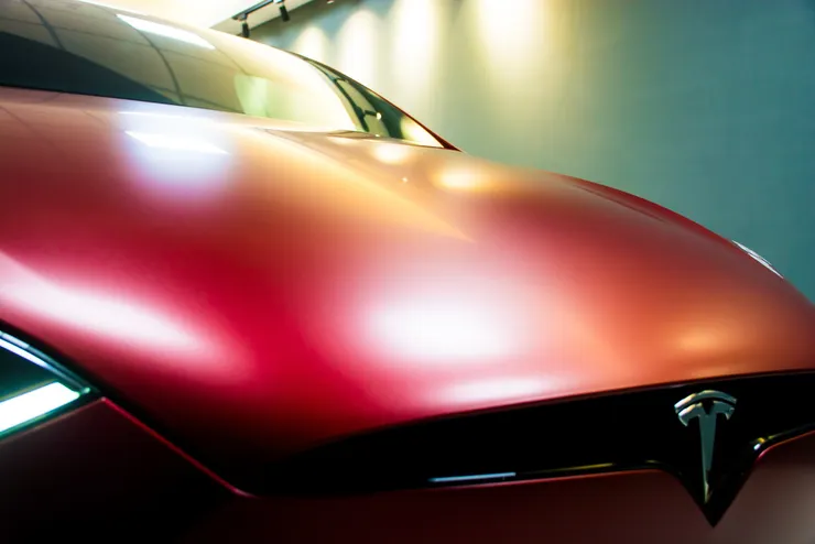 台南奧圖菲汽車包膜推薦|高評價實力店!車體貼膜手路細膩|犀牛