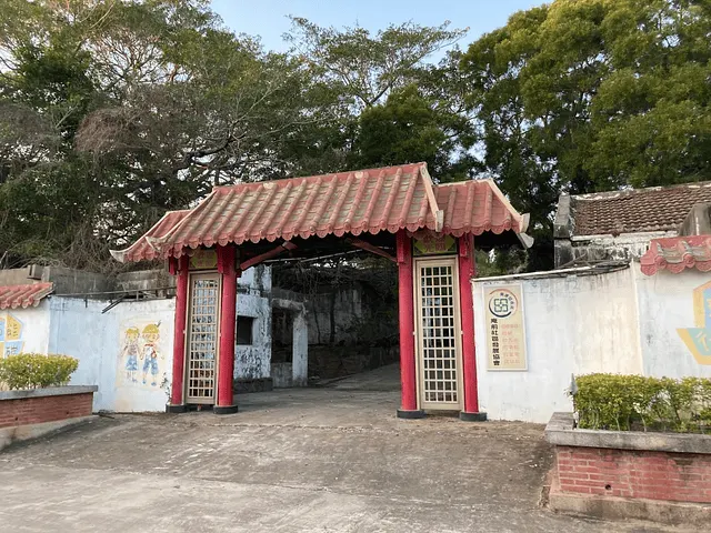 左側看起來像古寺---攝於20240211 by Ching 慶