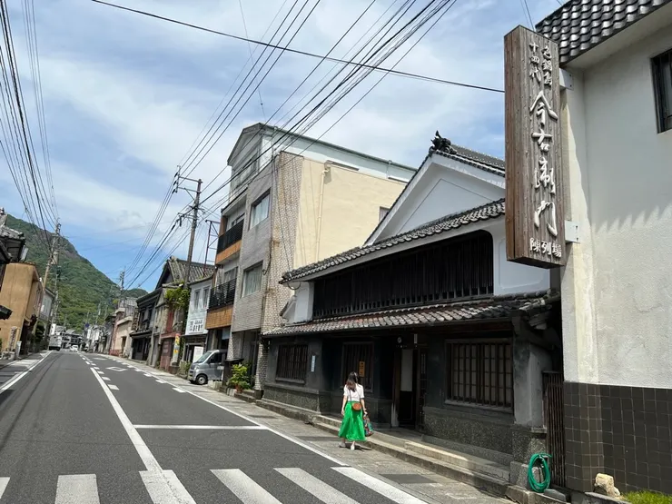 全條街無車無人，喜歡自由自在～