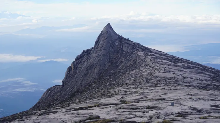 南峰South Peak與kisses巧克力相似度百分百