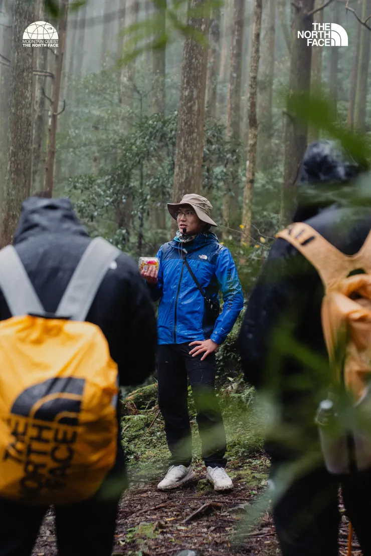 用午餐垃圾在森林中分享LNT的核心精神與七大準則，臨場感滿分