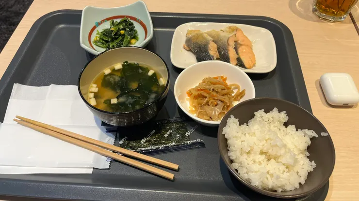 不過我覺得沒有吃到重複的早餐，就是很棒的一點。