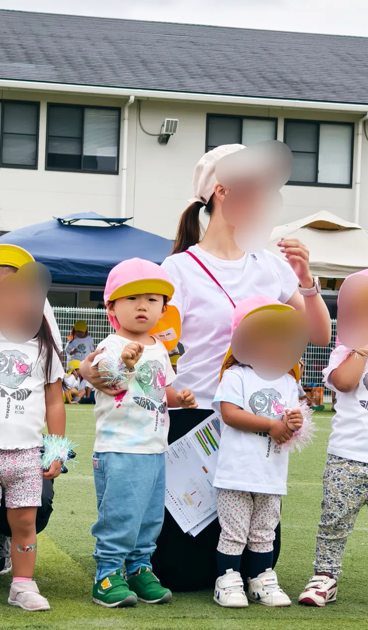 小哈利全程大概都是一個狀況外．．．