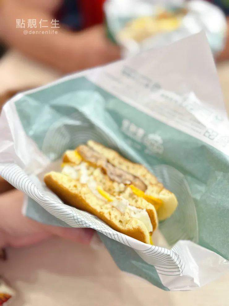 麥味登｜鬆餅堡 超厚雞肉起司蛋
