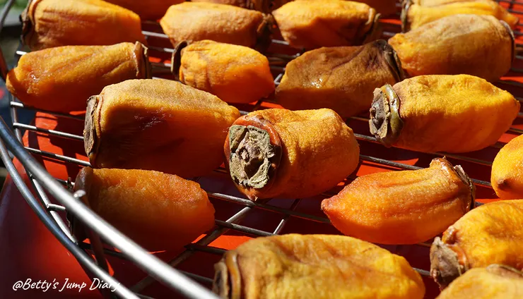 ▲味衛佳柿餅教育農園-筆柿餅/ 圖片來源：Betty's Jump Diary