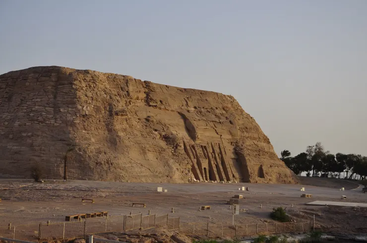遭受遷移的阿布辛貝神殿