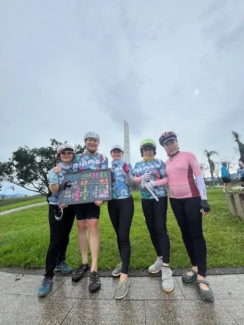 與北回歸線合照(秀玉、Bogner、Maggie、Kim、嶧南)