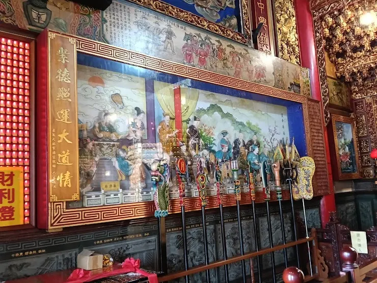 彩繪+兵器(圖片截圖於網路)