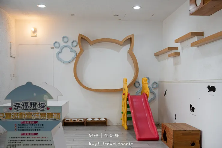 雲林北港美食餐廳_幸福燈塔複合式餐飲_痛風系滷肉飯!整層貓貓