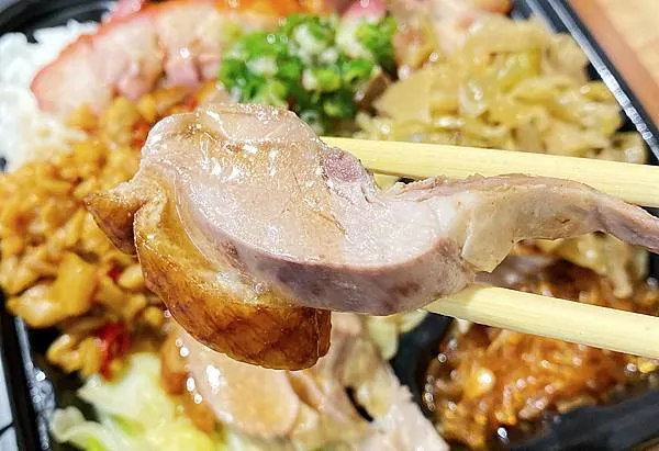名門燒臘│超過四十年燒臘傳奇-中山區美食、伊通街美食推薦