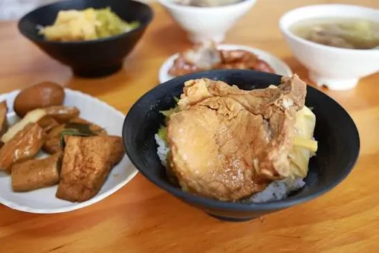 林內正宗排骨飯（圖片截圖於網路）
