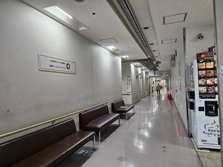 由於我們很焦慮，在縣立北部病院只拍了這張照，哈哈，稍微破舊的公立醫院，不過經濟實惠(?)