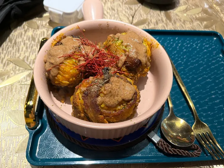 很有特色的牛肉包飯。