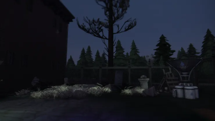 還沒有種上植物的庭園，旁邊有個集水器，怕被斷水電備用