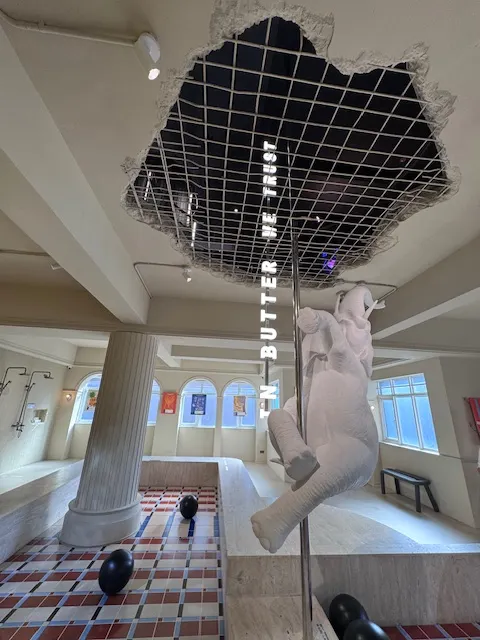 羅馬浴池 x 小飛象?