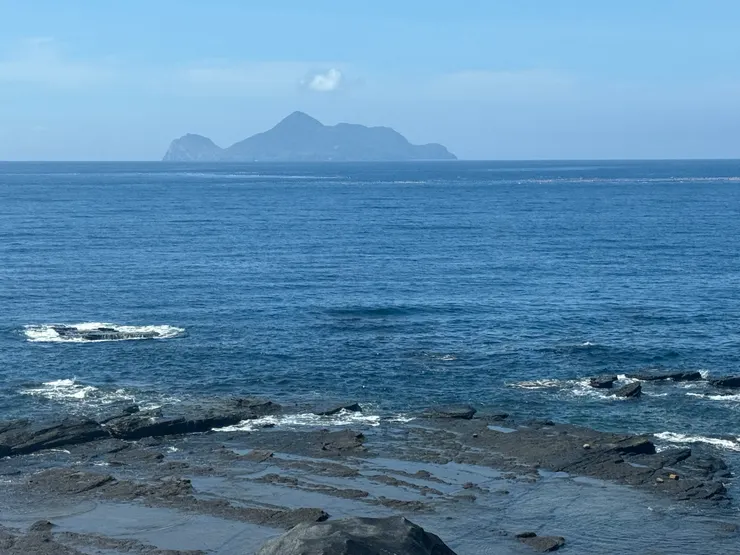 可以清楚的看到龜山島