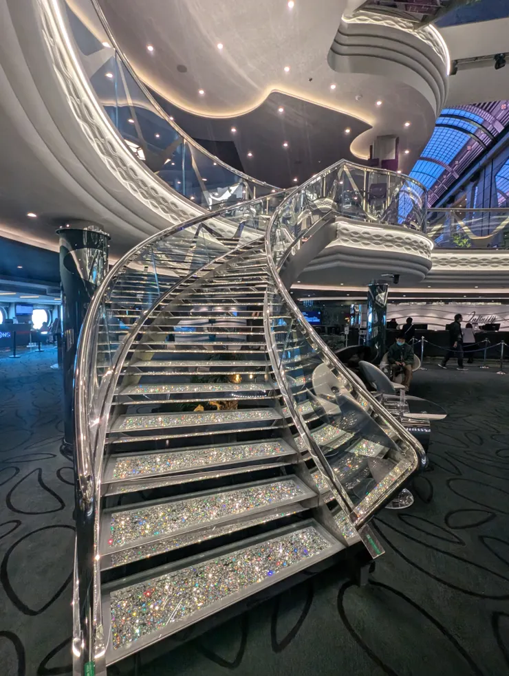 施華洛世奇水晶樓梯