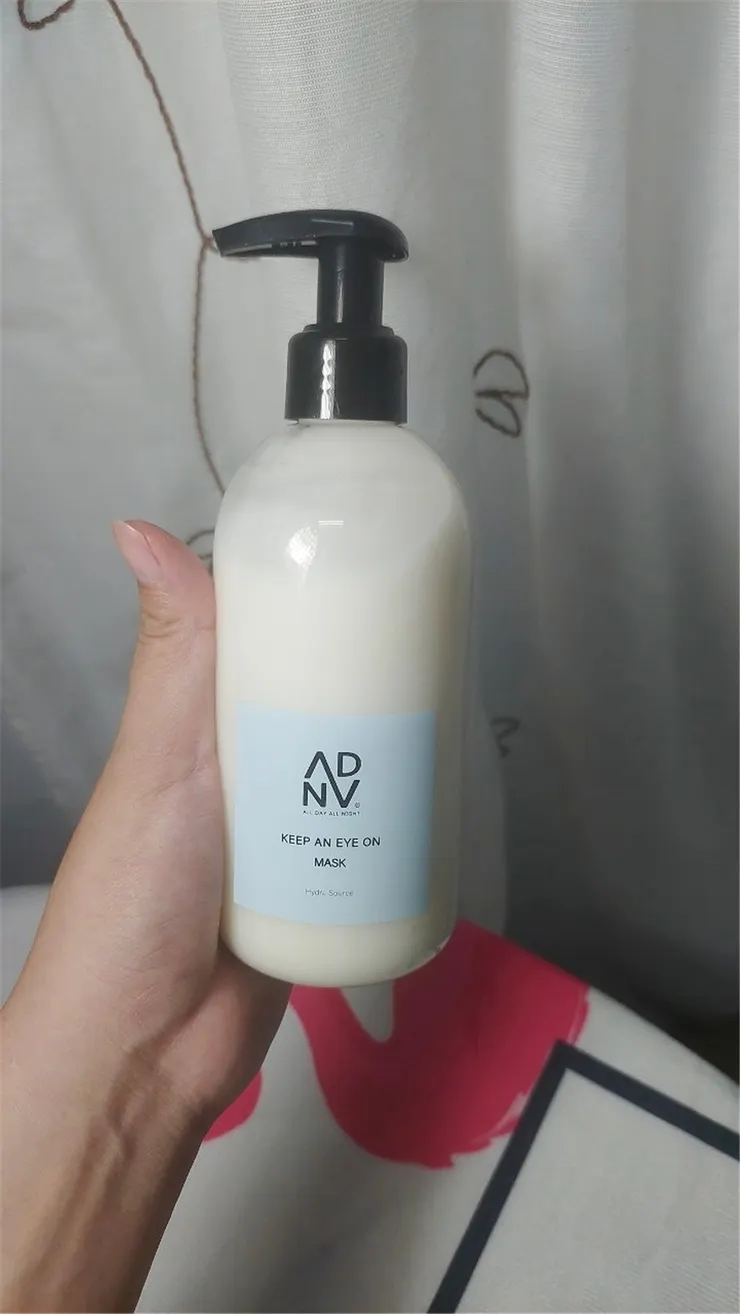 美髮 | 頭髮分岔、乾燥困擾瞬間消失！一梳到底的毛躁護髮推薦