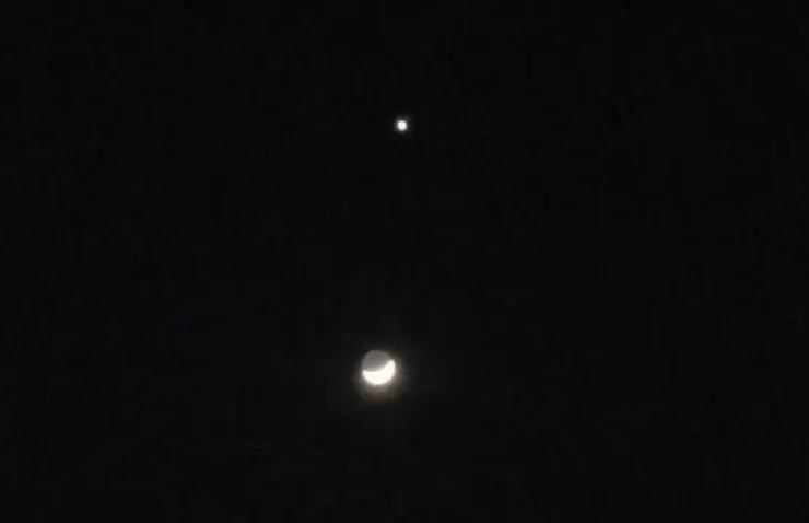 金星伴月，我感覺到金星在離我而去