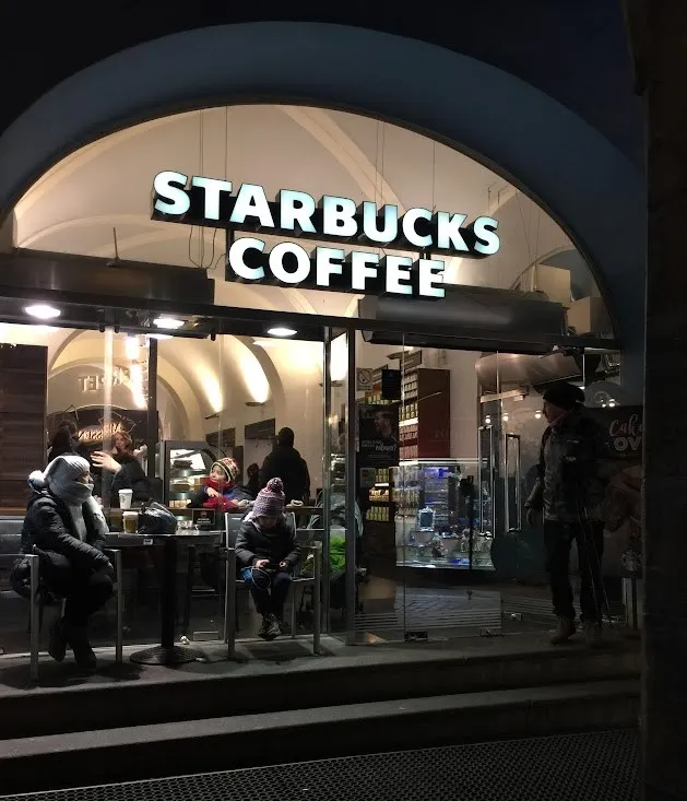 布拉格廣場星巴克