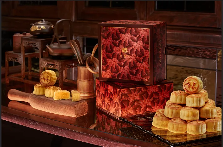 每一年中秋節前都大搶購的香港半島酒店奶黃月餅