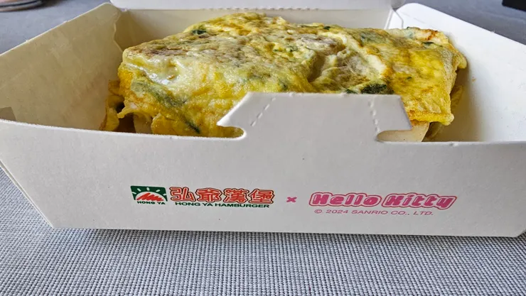 弘爺漢堡和Hello Kitty合作真是很大手筆!